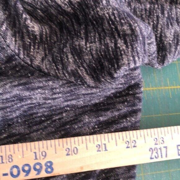 G.H. Bass & Co. size XXL Women’s Black Asymmetrical Zip Knit Cardigan Sweater - Picture 6 of 7